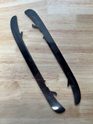 296mm NHL Pro Stock Jason Robertson Used Bauer Fly-Ti Skate Blades / Runners