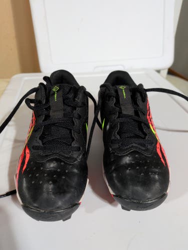 Black Kid's 1Y (Big Kids / Youth) Youth Nike Turf Cleats (Used)
