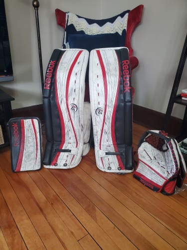36" Reebok Premier 4 Goalie Full Set Pro Stock (Used)