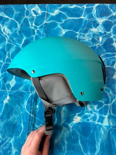 Large Giro Helmet (Used)