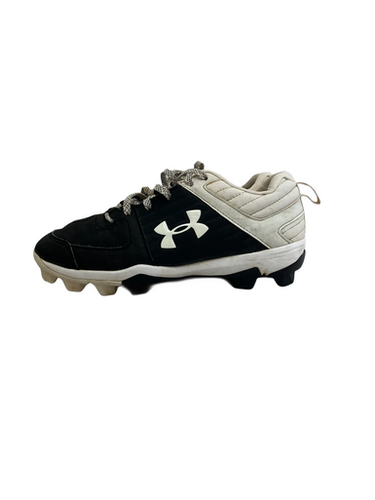 Used Under Armour LEADOFF BB/SB Cleats Black And White Junior 04.5 11692-S000146669