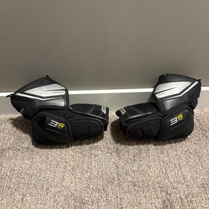 Junior Medium Bauer Supreme 3S Pro Elbow Pads (Used)