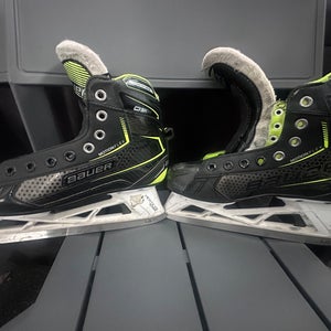 2021 Bauer GSX Hockey Goalie Skates Regular Width Size 4.5 (Used)