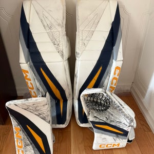 35" CCM EFlex 7 Regular Goalie Full Set Pro Stock (Used)