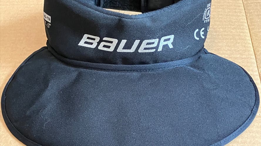 Bauer Core Neck Guard w/Bib, Senior (Used)