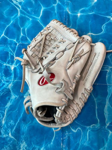 Rawlings Liberty Advanced RH Softball Glove 12" (Used)