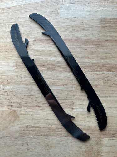 272mm NHL Pro Stock Used Bauer Fly-Ti Skate Blades / Runners