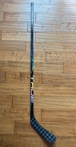 Junior True HZRDUS 9x4 Left Hand Hockey Stick T28 50 Flex (Used)