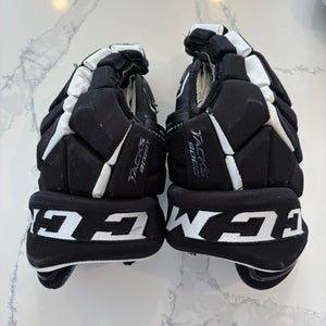 CCM Tacks 9080 Gloves 13" Pro Stock (Used)