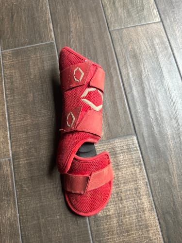 Red Senior EvoShield Leg guard Shin Guards (Used)
