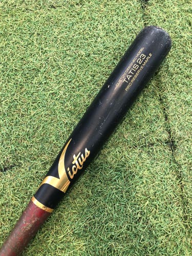 Victus Tatis Maple Bat Maple 31" (Used)