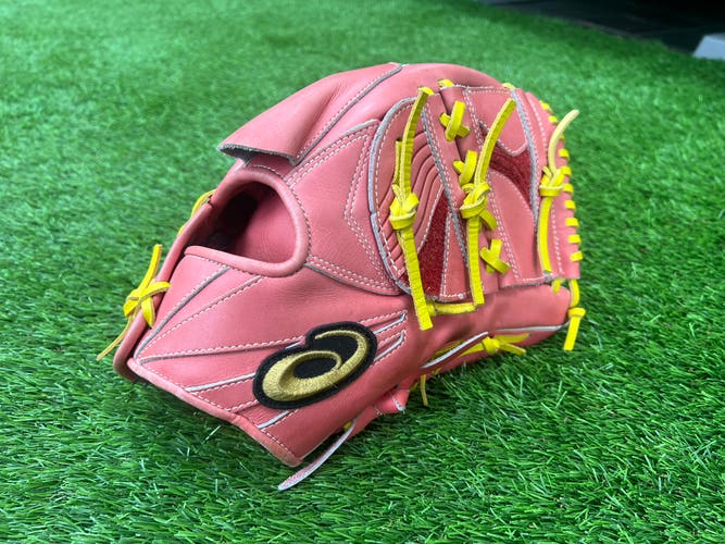 ASICS Gold Stage Pitcher's Baseball Glove 11.75" (Used)