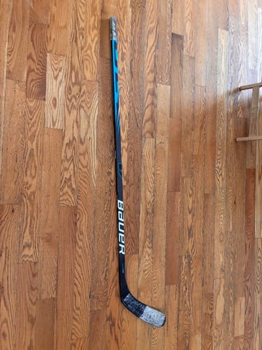 Intermediate Bauer Volt Left Hand Hockey Stick P92 77 Flex (Used)