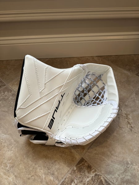True Catalyst Nitro Pro 590 Goalie Glove (590 Pro Extra Palm)