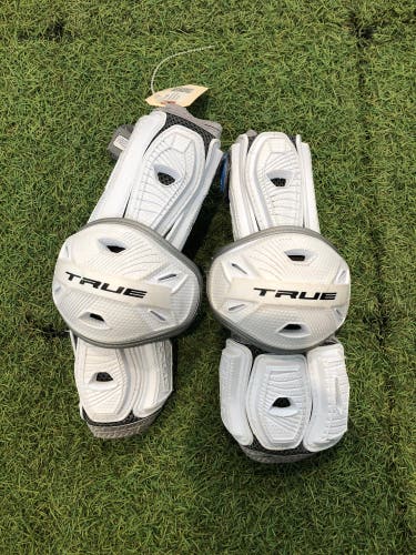 Medium Adult True Frequency 2.0 Arm Pads (Used)