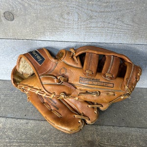 Vintage JC Penney JCP1045 Adult Glove 12.5" RHT Professional Brown Leather