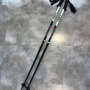 44in (110cm) Leki Ski Poles (Used)