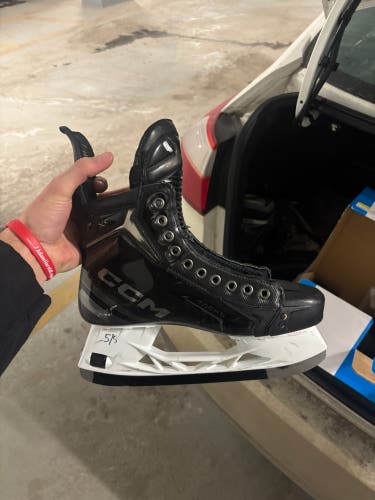 2024 CCM Tacks XF Hockey Skates Regular Width 8 (Used)
