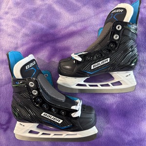 Youth Bauer XLP Hockey Skates Regular Width 13 (New)