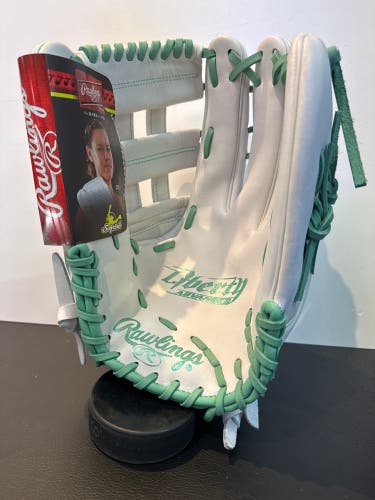 Rawlings Liberty Advanced RH Outfield Softball Glove 13" (New)