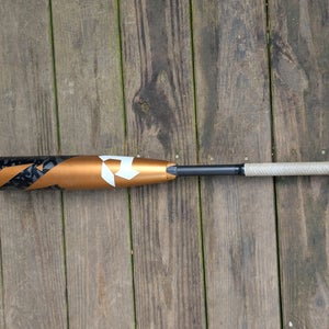 2022 DeMarini Zoa Composite USSSA Certified Bat (-10) 19 oz 29" (Used)