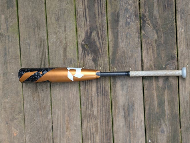 2022 DeMarini Zoa Composite USSSA Certified Bat (-10) 19 oz 29" (Used)