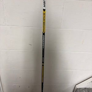 Youth Bauer Prodigy Right Handed Hockey Stick P92 Less Than 30 Flex (Used)