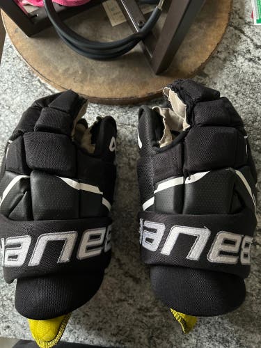 Bauer Supreme Ignite Pro Gloves 13" (Used)
