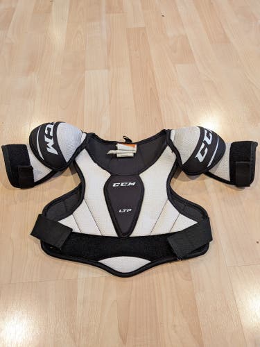 Medium Youth CCM LTP Shoulder Pads (Used)