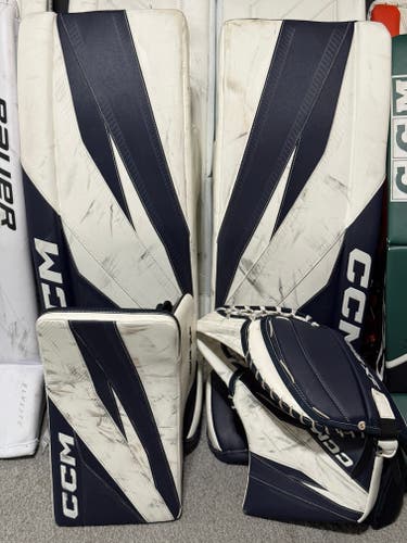 USED CCM Axis XF 32+1 Regular Goalie Full Set - 580
