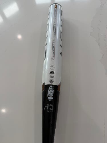 2024 Mizuno F24 CRBN1 Composite Bat (-10) 22 oz 32" (Used)