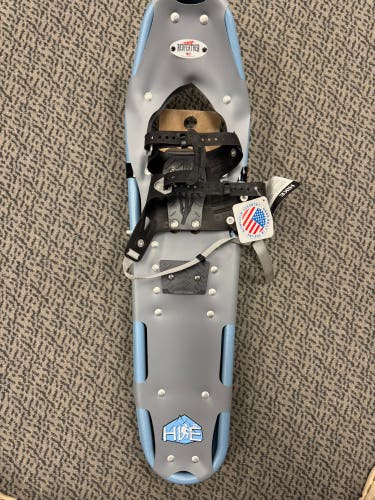 Red Feather 30” Women’s Hike Snowshoes