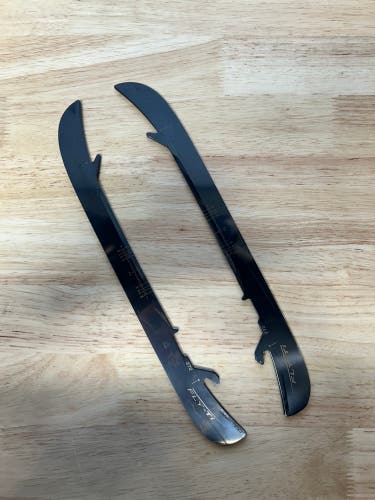 272mm NHL Pro Stock Miro Heiskanen Used Bauer Fly-Ti Skate Blades / Runners