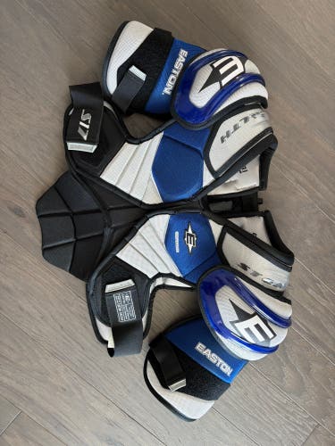 Senior Easton Stealth S17 Shoulder Pads