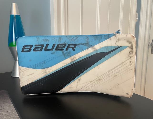 2023 Bauer Vapor Hyperlite 2 Regular Pro Stock (Used)