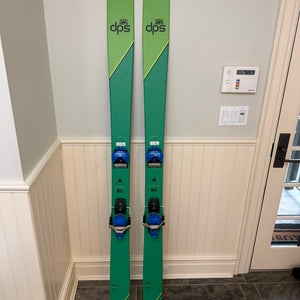 2023 DPS Pagoda 100 RP 189 cm Powder Skis Max Din 14 (Used)