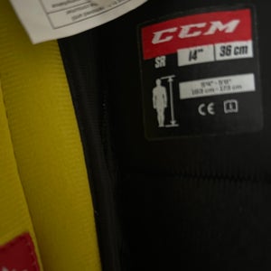 Senior CCM Tacks 9550 14" Shin Pads (Used)