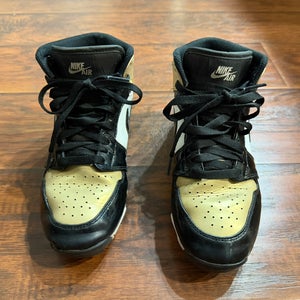 Gold Kid's 4.5Y (Big Kids / Youth) Youth Air Jordan High Top Molded Cleats (Used)
