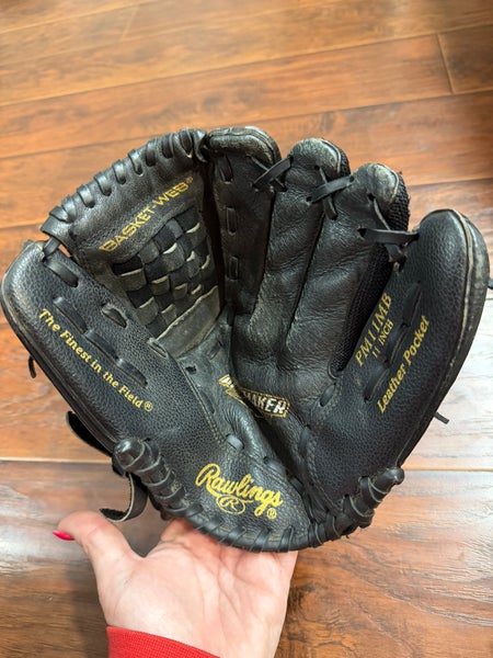 Rawlings Playmaker Series RH Infield Baseball Glove 11" (Used)