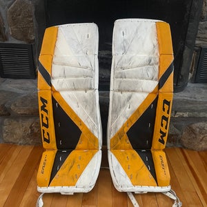 30”+1 CCM EFLEX 5.5 leg pads