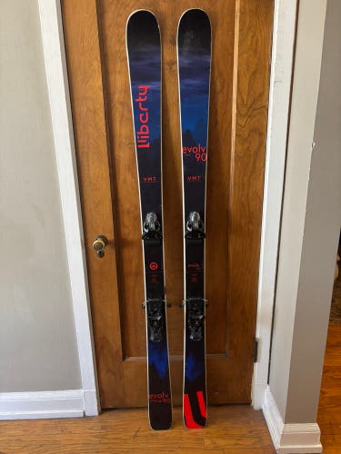 Liberty Evolv 90 179cm with Tyrolia AW12 GripWalk Bindings