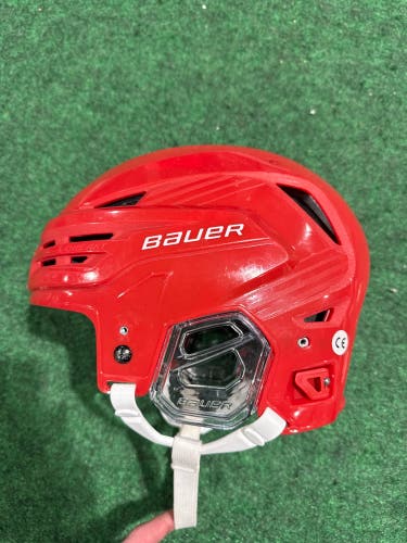Red Large Bauer Re-Akt 85 Helmet (Used)