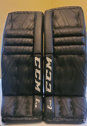 26" CCM Extreme Flex 4.5 Goalie Leg Pads (Used)
