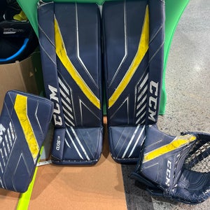CCM Axis 1.5 Goalie Full Set Regular | 26" Junior