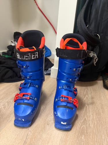 Mondo 26 & 26.5 Unisex Lange RS Racing Ski Boots Medium Flex (Used)