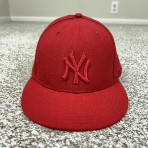 New York Yankees Hat Cap Fitted Mens 7 1/2 Red MLB Baseball 59FIFTY New Era