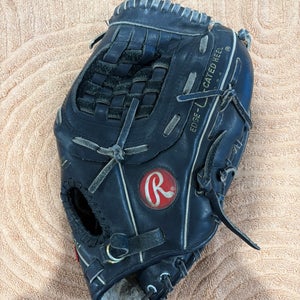 Black Rawlings Special Edition RSE36B RH Baseball Glove 12.5" (Used)