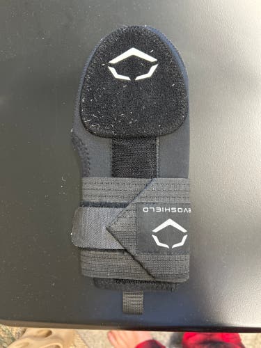 Black Senior EvoShield Sliding Mitt (Used)