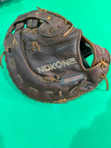Nokona Walnut RH First Base Baseball Glove | 13"