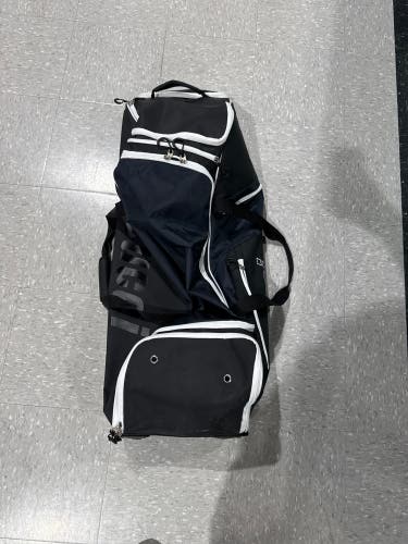 Black Marucci Catcher's Bag (Used) 37”x14”x12”